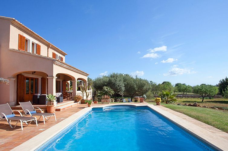 Vakantiehuis Finca Can Marines