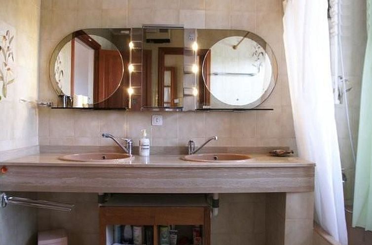 Vakantiehuis in Porto Cristo Novo mit Garten