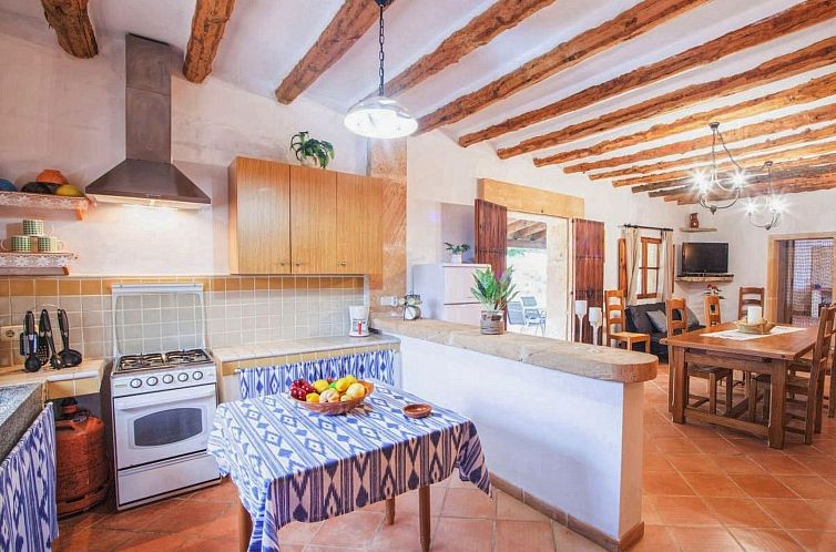 Vakantiehuis Finca mit Schwimmbad und in der Nähe des Rafal