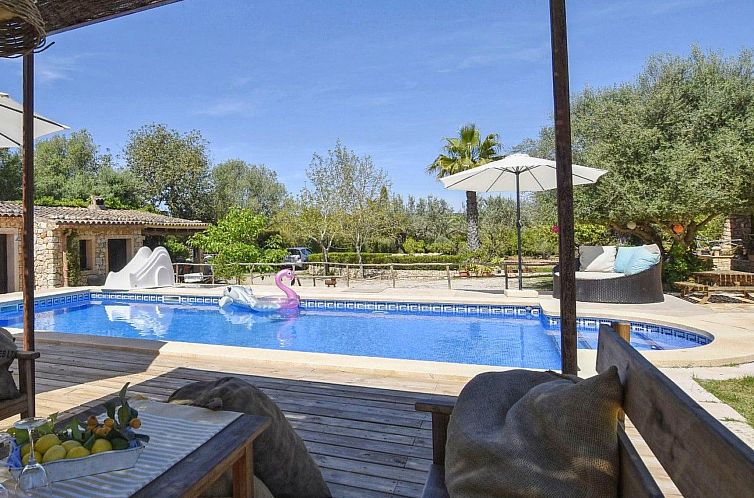 Vakantiehuis Schönes Landhaus in der Nähe von Manacor mit 