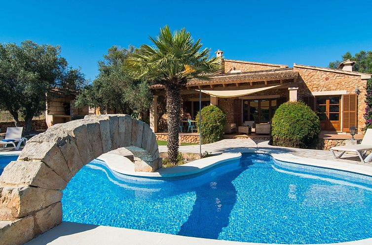 Vakantiehuis Luxuriöse Villa Can Revell