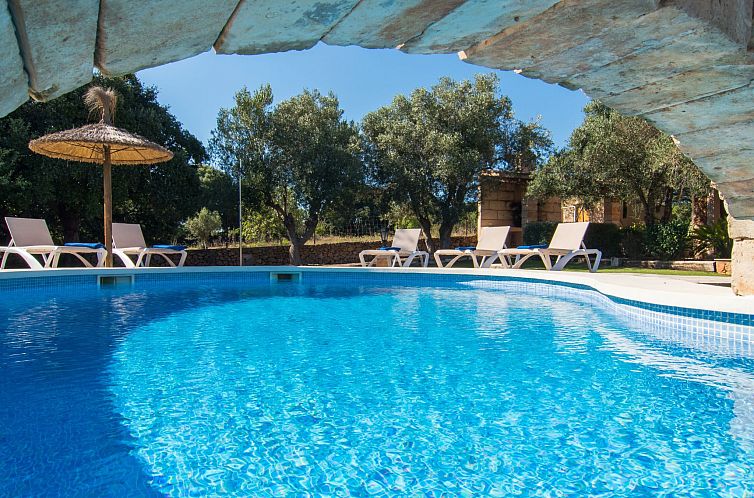 Vakantiehuis Luxuriöse Villa Can Revell