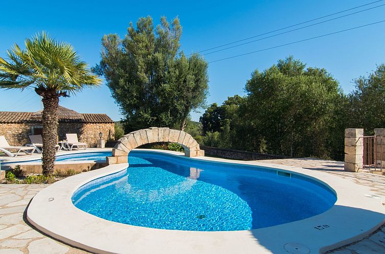 Vakantiehuis Luxuriöse Villa Can Revell