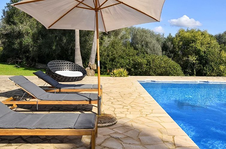 Vakantiehuis Ibizenkisches Haus mit Pool und Beachvolley-Bli