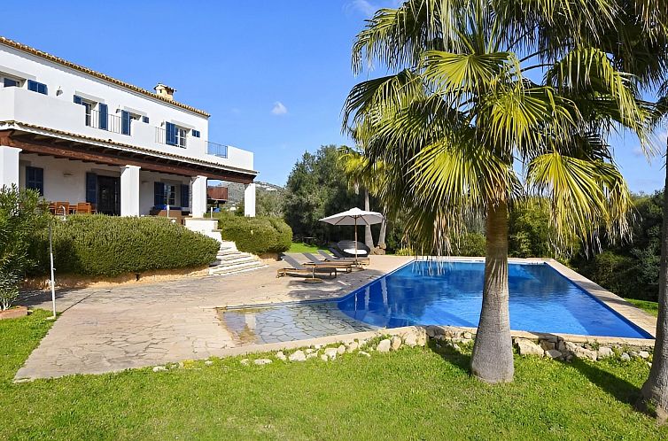 Vakantiehuis Ibizenkisches Haus mit Pool und Beachvolley-Bli