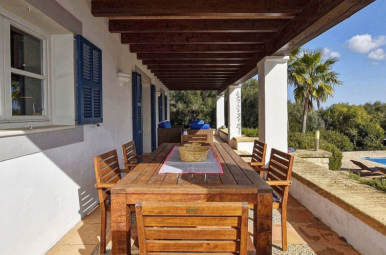 Vakantiehuis Ibizenkisches Haus mit Pool und Beachvolley-Bli