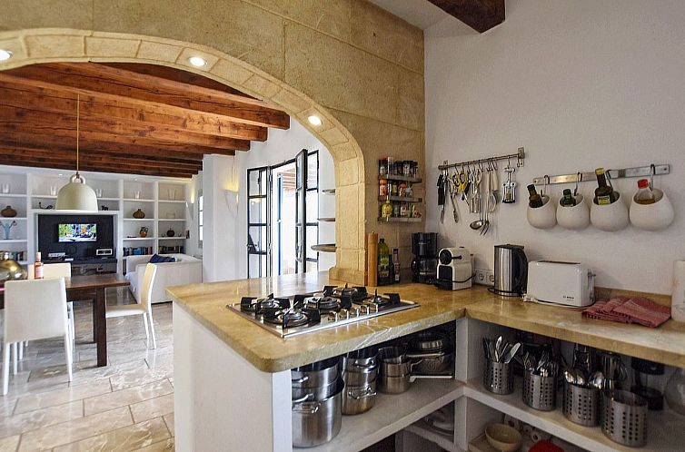 Vakantiehuis Ibizenkisches Haus mit Pool und Beachvolley-Bli