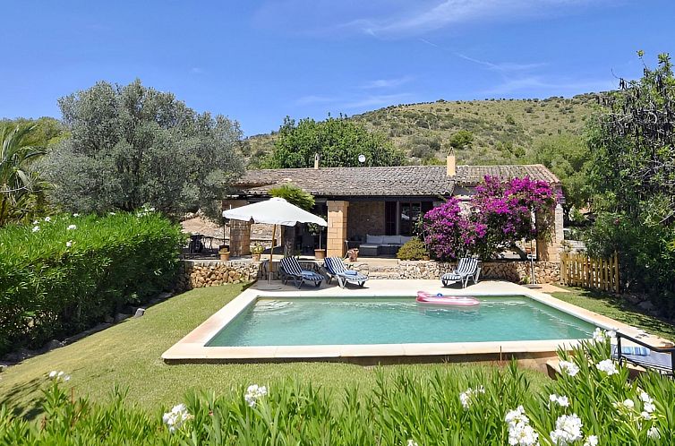 Unterkunft 1601006 - Ferienhaus Mallorca - Vakantiehuis Finca mit Bergblick, Schwimmbad und Klimaanlage