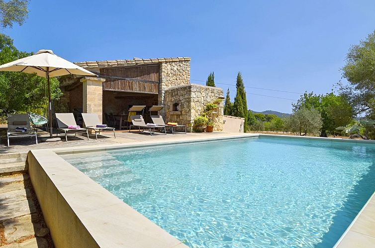 Vakantiehuis Finca mit Ruhe und Infinity-Pool