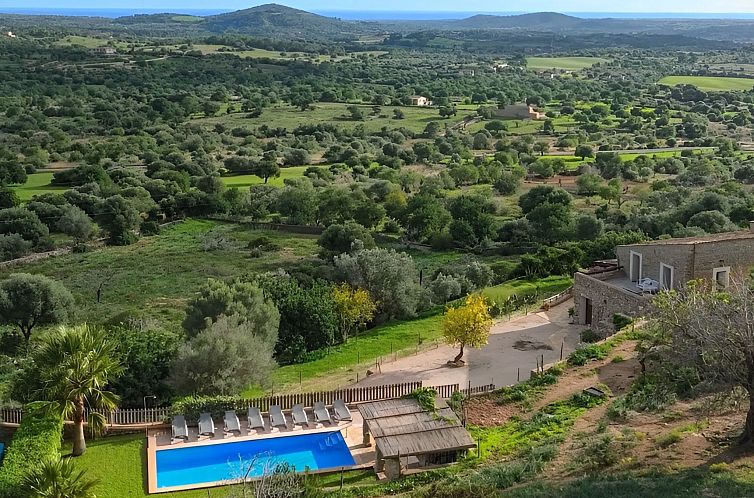 Vakantiehuis Beeindruckende Finca mit Pool und Klimatisierun