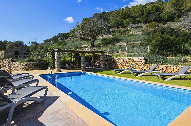 Vakantiehuis Beeindruckende Finca mit Pool und Klimatisierun