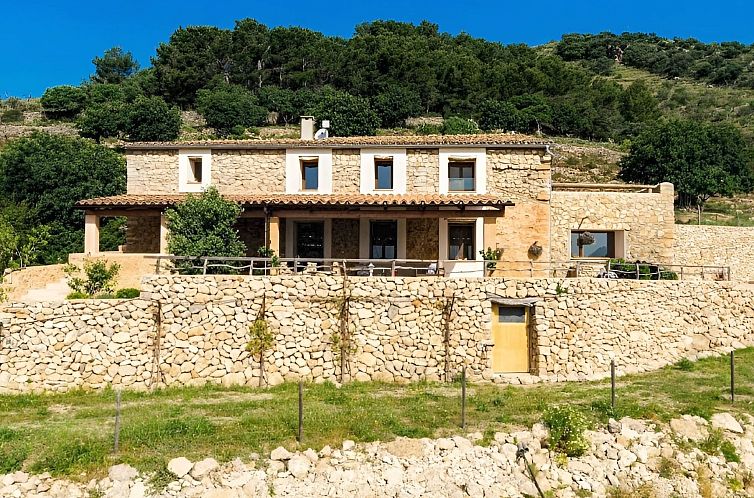 Vakantiehuis Beeindruckende Finca mit Pool und Klimatisierun