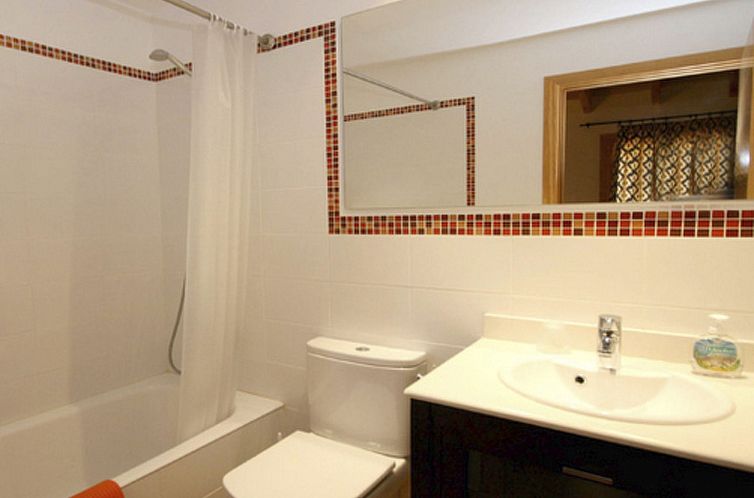 Vakantiehuis Finca 'Sa Garriga' mit privatem Pool