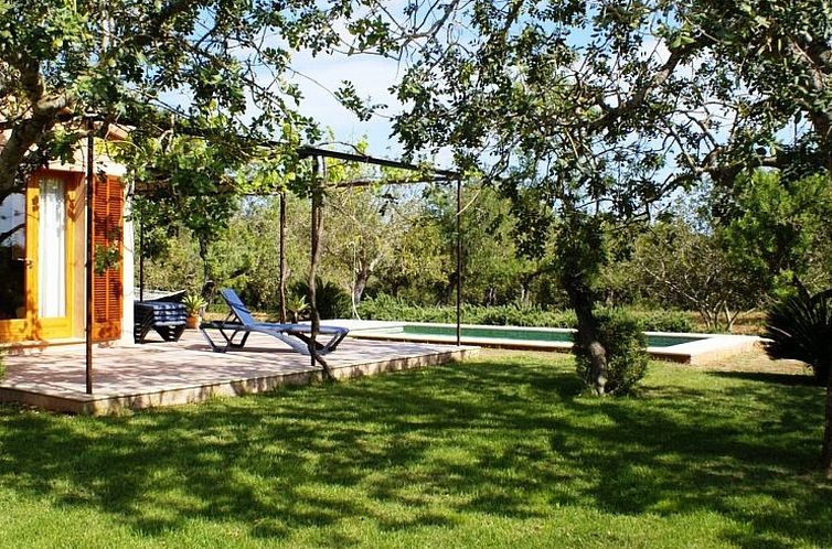 Vakantiehuis Finca 'Sa Garriga' mit privatem Pool