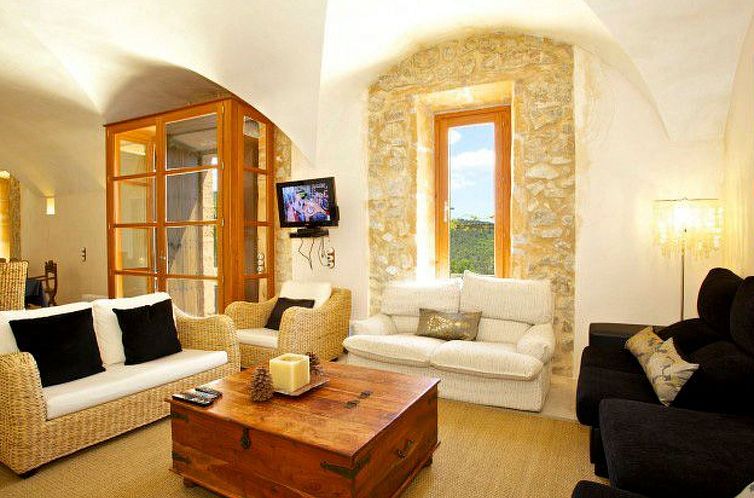Vakantiehuis Luxuriöses Landhaus für 16 Personen mit Pool 