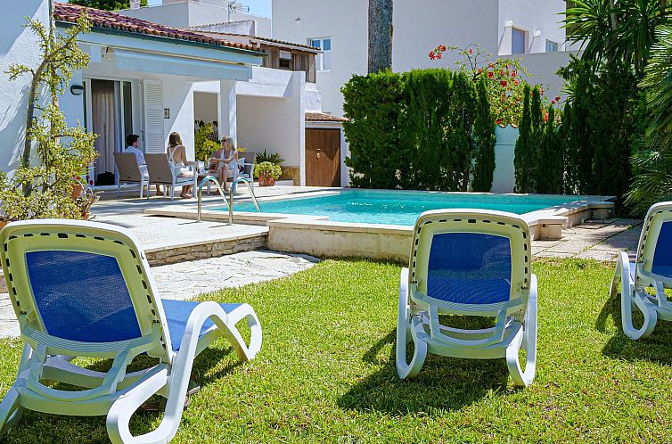 Vakantiehuis Landhaus mit Garten, Sonnenterrasse sowie über