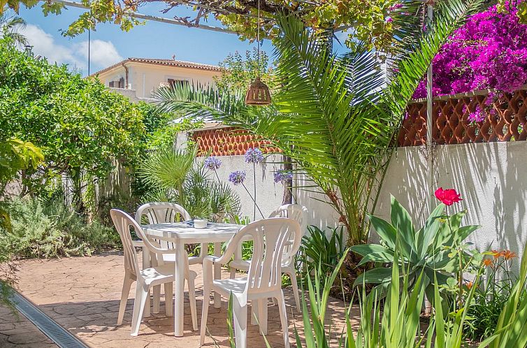 Vakantiehuis Landhaus mit Garten, Sonnenterrasse sowie über