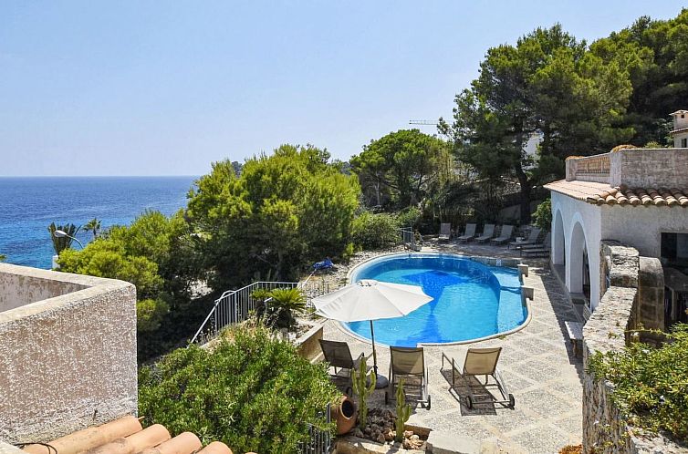 Vakantiehuis Unglaubliche Villa mit Meerblick und Pool