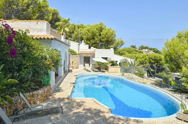 Vakantiehuis Unglaubliche Villa mit Meerblick und Pool