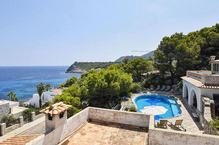 Vakantiehuis Unglaubliche Villa mit Meerblick und Pool