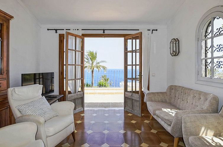 Vakantiehuis Unglaubliche Villa mit Meerblick und Pool