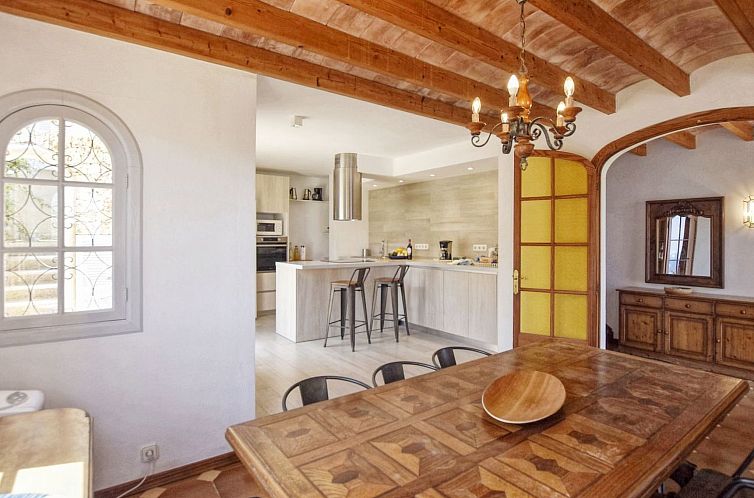 Vakantiehuis Unglaubliche Villa mit Meerblick und Pool