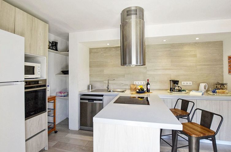 Vakantiehuis Unglaubliche Villa mit Meerblick und Pool