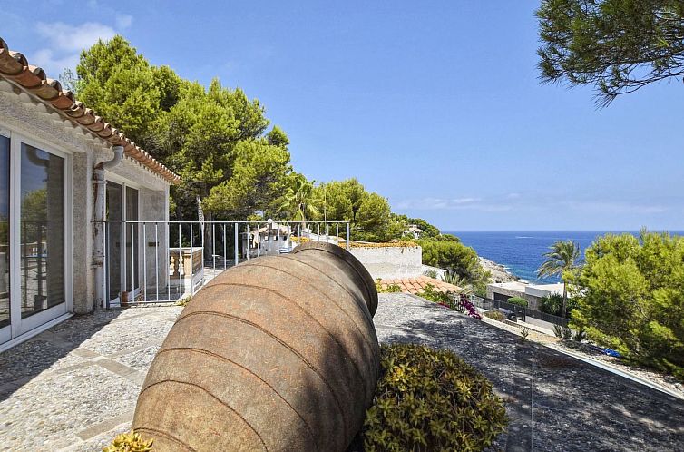 Vakantiehuis Unglaubliche Villa mit Meerblick und Pool