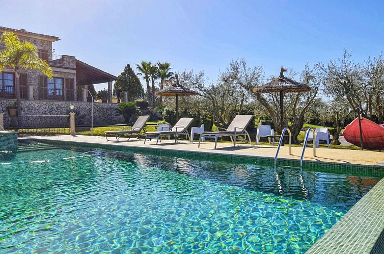 Vakantiehuis Wunderschönes Ferienhaus in Ariany mit Private