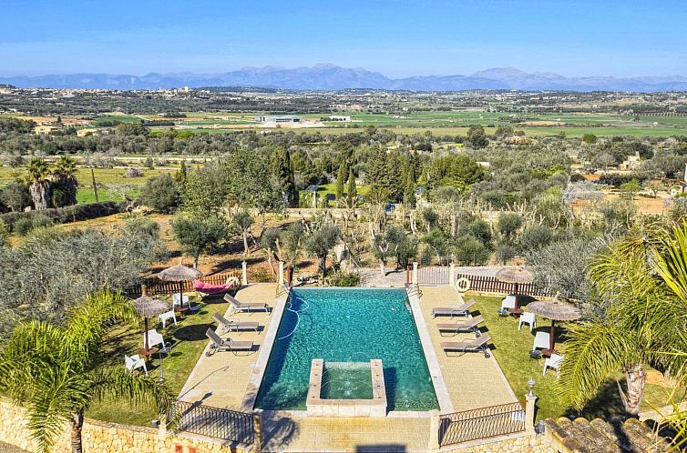 Vakantiehuis Wunderschönes Ferienhaus in Ariany mit Private