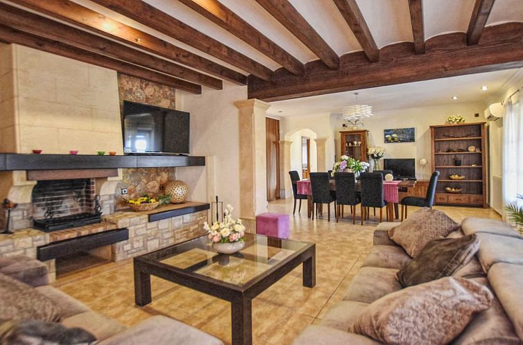 Vakantiehuis Wunderschönes Ferienhaus in Ariany mit Private