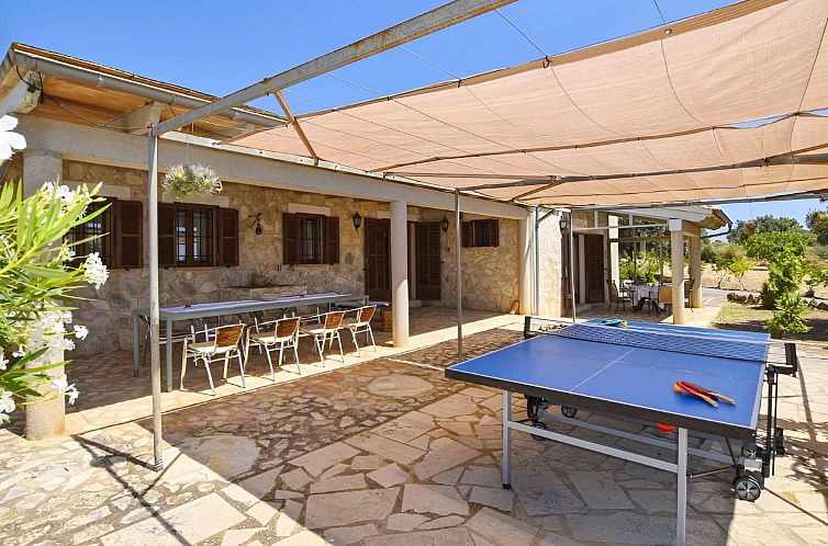Vakantiehuis Finca mit großem eingezäunten Pool und Klimaa