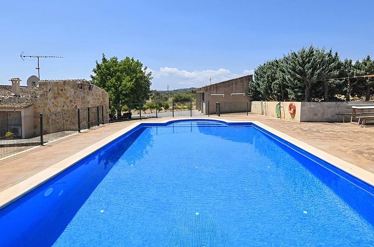 Vakantiehuis Finca mit großem eingezäunten Pool und Klimaa