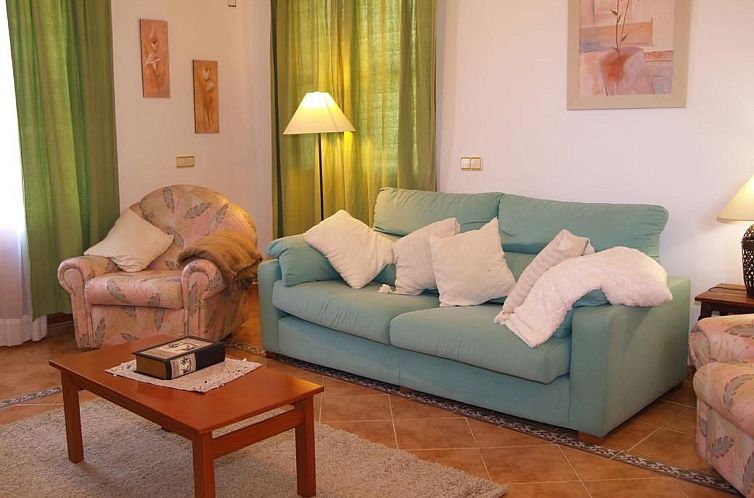 Vakantiehuis Finca mit Garten, Grill und Terrasse