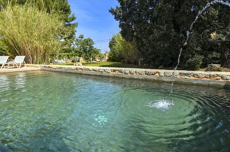 Vakantiehuis Luxuriöse Villa mit Pool und Klimaanlage für 