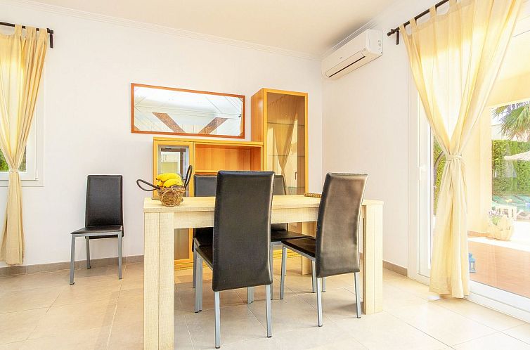 Vakantiehuis Chalet 'Lagoa' mit privatem Pool