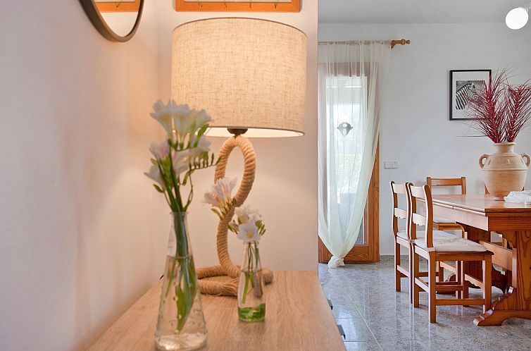 Vakantiehuis Chalet "Casa Hector" 300m vom Strand und Schwim