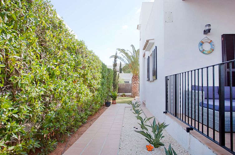 Vakantiehuis Chalet "Casa Hector" 300m vom Strand und Schwim