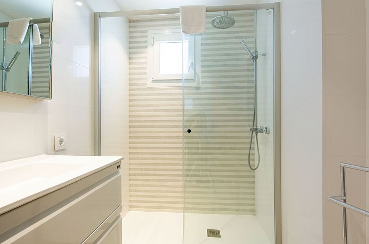 Appartement Porto Cari 21