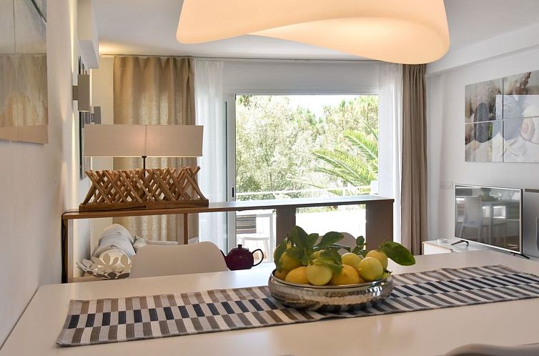 Appartement Neu renoviertes, modernes Apartment für 4 Perso