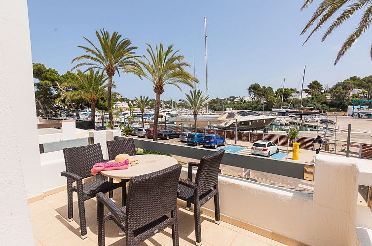 Appartement Porto Cari 6