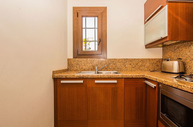 Appartement Porto Cari 6