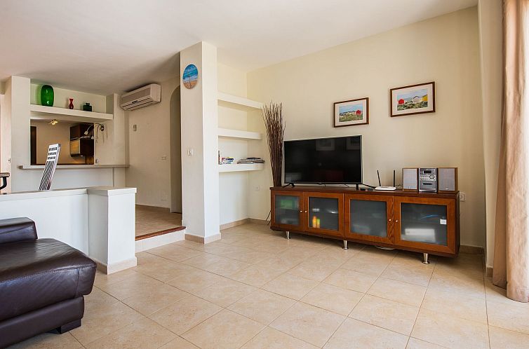 Appartement Porto Cari 6