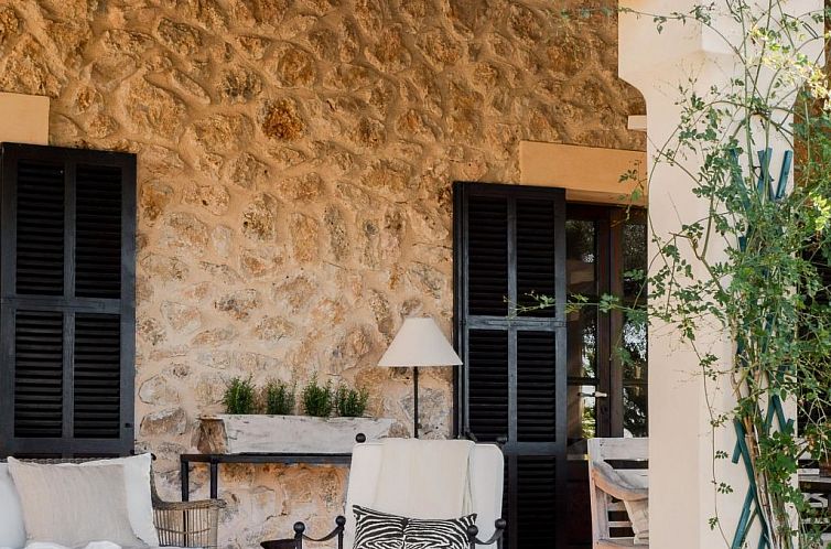 Vakantiehuis VILLA ALENAR. Espectacular villa rústica en Sa