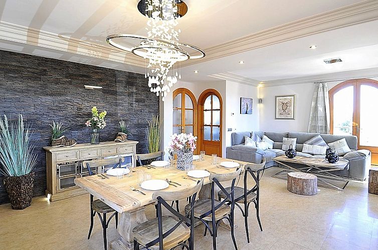 Vakantiehuis LAS COLUMNAS- Chalet al lado de la playa, wifi 