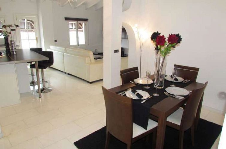 Vakantiehuis Villa VARNA -Casa en Capdepera- Piscina Privada