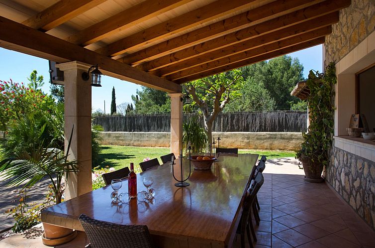 Vakantiehuis Finca mit Tennisplatz und Schwimmbad