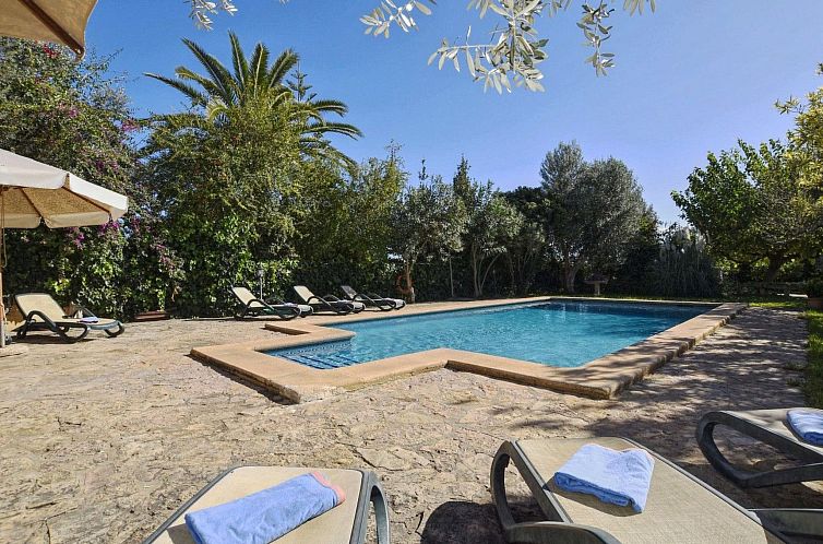 Vakantiehuis Charmantes Ferienhaus in Búger mit Privatem Po