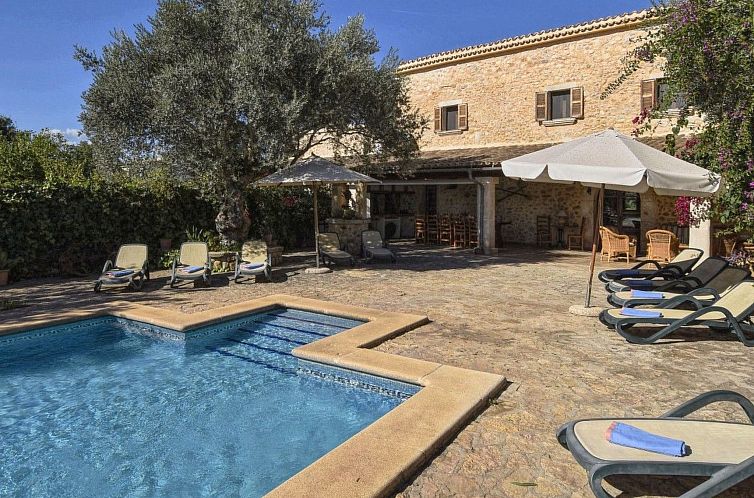 Vakantiehuis Charmantes Ferienhaus in Búger mit Privatem Po