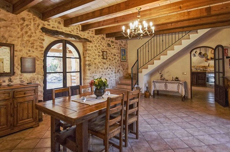 Vakantiehuis Charmantes Ferienhaus in Búger mit Privatem Po